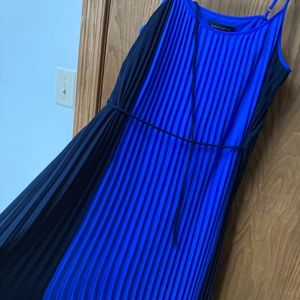 Banana Republic two toned dress. Royal blue and black pleated maxi dress. Sz 12P